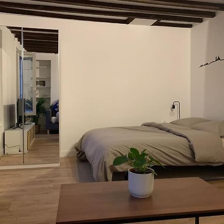 Studio Lumineux, Refait A Neuf, Metro Jourdain Paříž Exteriér fotografie